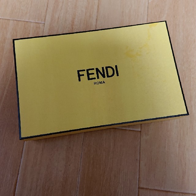 FENDI(フェンディ)のFENDIの箱 レディースのバッグ(ショップ袋)の商品写真