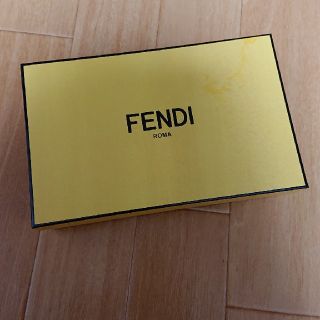 フェンディ(FENDI)のFENDIの箱(ショップ袋)