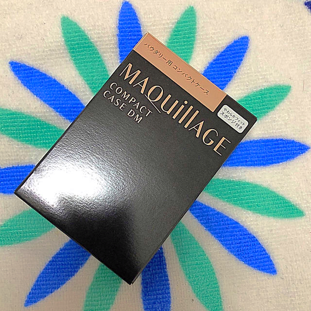 MAQuillAGE(マキアージュ)のMAQuillAGE パウダリー用コンパクトケース コスメ/美容のベースメイク/化粧品(ファンデーション)の商品写真