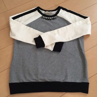 ザラ(ZARA)のZARA☻ビジュー付きカジュアルトップス(カットソー(長袖/七分))