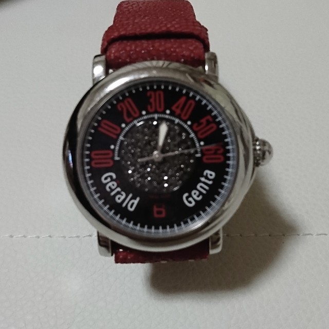 Gerald Genta(ジェラルドジェンタ)の定価160万 美品 ブラックダイヤ メンズの時計(腕時計(デジタル))の商品写真
