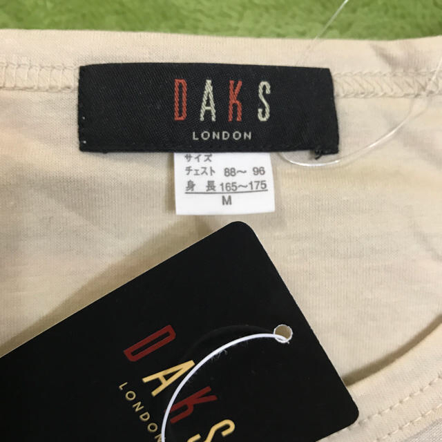 DAKS(ダックス)の値下げ DAKSパジャマ新品  Mサイズ レディースのルームウェア/パジャマ(パジャマ)の商品写真