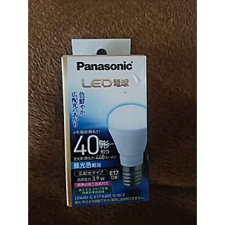 パナソニック(Panasonic)のＬＥＤ電球　40形　昼光色　Ｅ17口金(蛍光灯/電球)