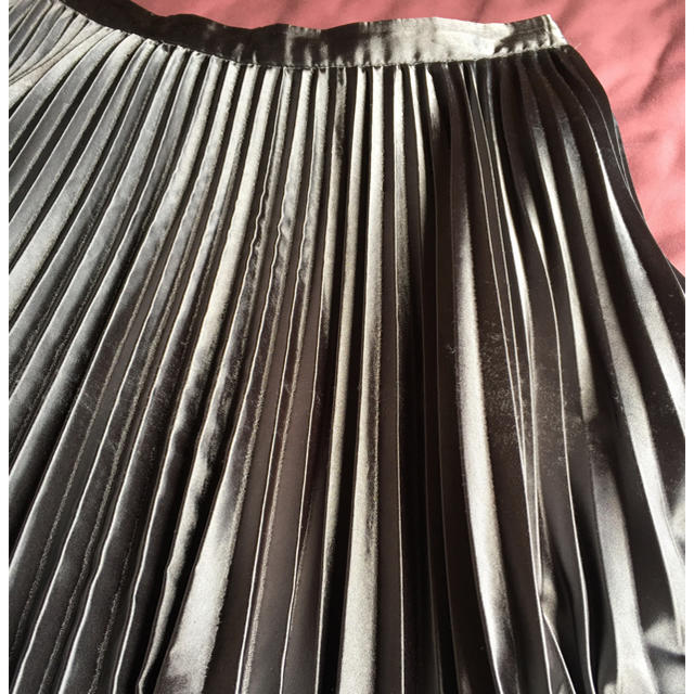 ZARA(ザラ)のプリーツスカート シルバー レディースのスカート(ロングスカート)の商品写真