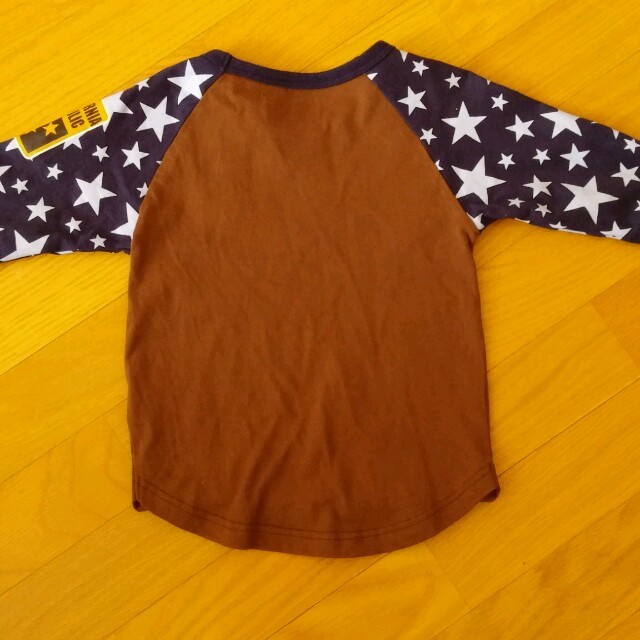 千趣会☆キッズカットソー☆110 キッズ/ベビー/マタニティのキッズ服男の子用(90cm~)(その他)の商品写真