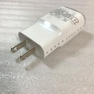 エルジーエレクトロニクス(LG Electronics)のLG 純正 ACアダプタ MCS-04JR 出力 0.5V-1.8A(バッテリー/充電器)