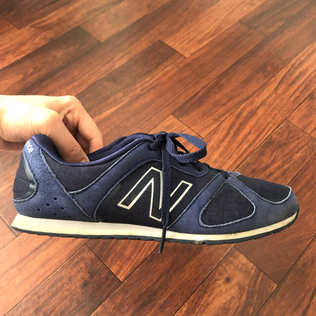 New Balance(ニューバランス)のスニーカー  ニューバランス 23.5 ネイビー レディースの靴/シューズ(スニーカー)の商品写真