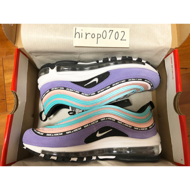 NIKE(ナイキ)のNIKE AIR MAX 97 SE GS HAVE A NIKE DAY  レディースの靴/シューズ(スニーカー)の商品写真