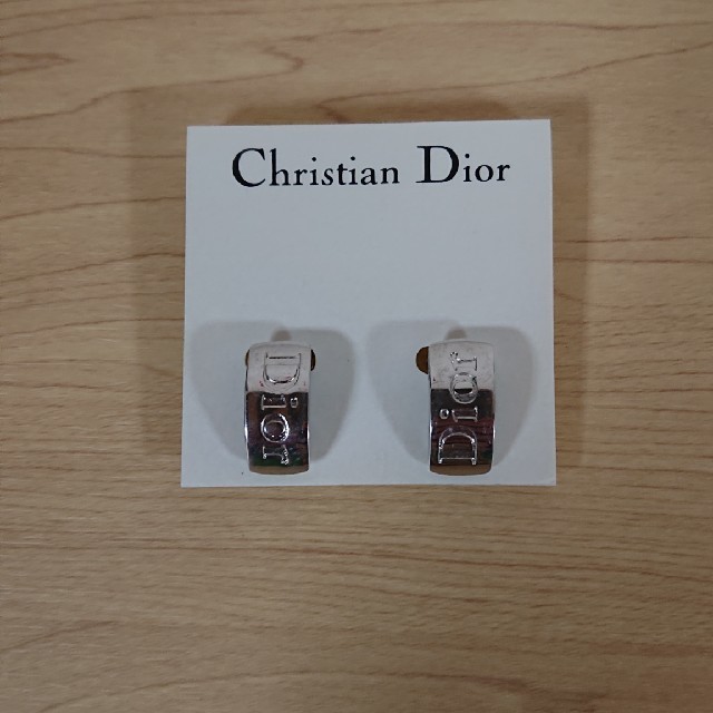 Christian Dior(クリスチャンディオール)のイヤリング レディースのアクセサリー(イヤリング)の商品写真