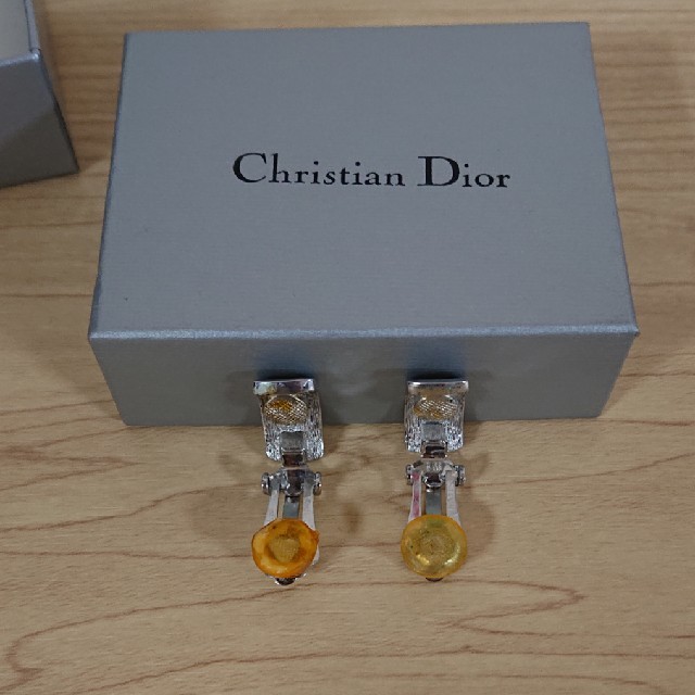 Christian Dior(クリスチャンディオール)のイヤリング レディースのアクセサリー(イヤリング)の商品写真