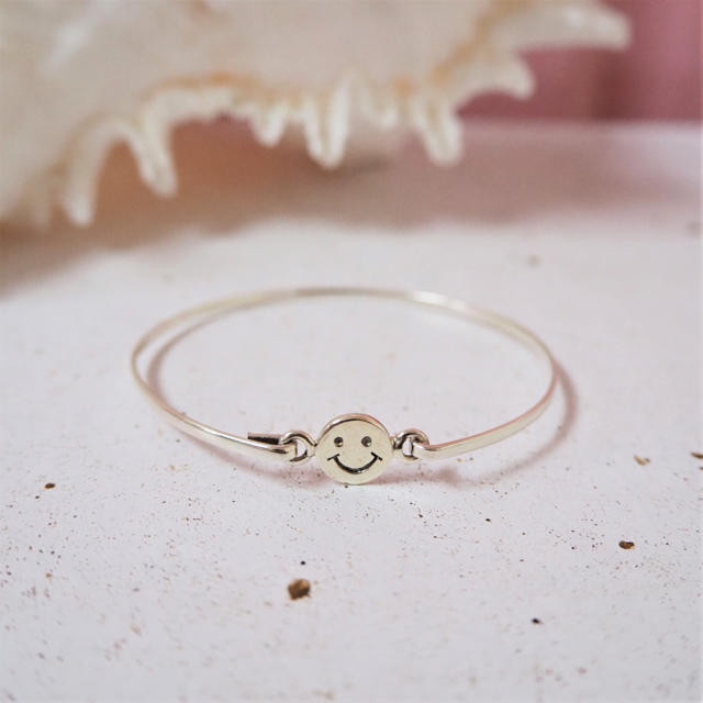 Smile Hoop Silver Bangle《SILVER925》 2