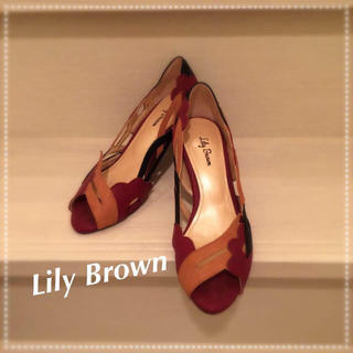 リリーブラウン(Lily Brown)のLily Brown パンプス(ハイヒール/パンプス)