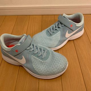 ナイキ(NIKE)のNIKE ナイキ スニーカー(スニーカー)