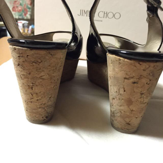 ジミーチュウ♡ウェッジパテントサンダル | corbal.com.ec
