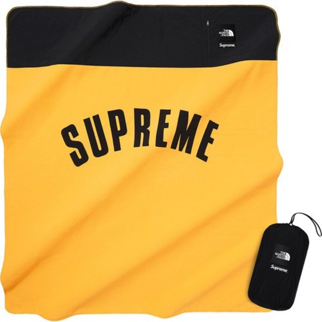 Supreme(シュプリーム)の黄色 Supreme The North Face Fleece Blanket メンズのファッション小物(その他)の商品写真