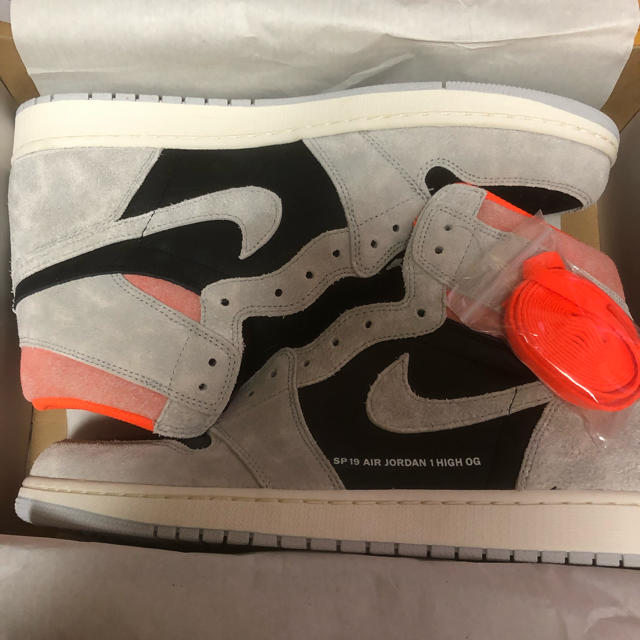 32 cm AIR JORDAN 1 RETRO HIGH OG クリムゾンスニーカー