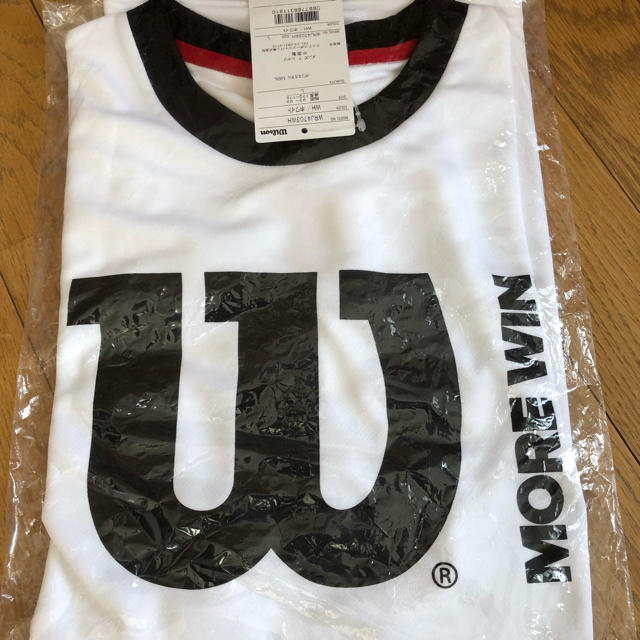 wilson(ウィルソン)のウィルソン Ｔシャツ(メンズＬサイズ) スポーツ/アウトドアのテニス(ウェア)の商品写真