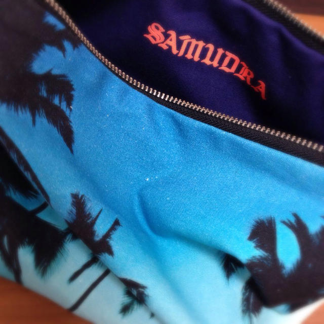 SAMUDRA(サムドラ)のsamudra クラッチ レディースのバッグ(クラッチバッグ)の商品写真