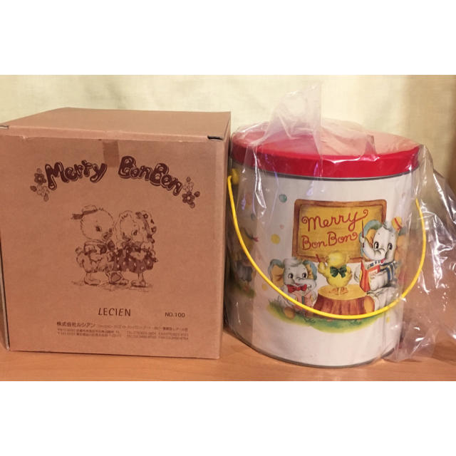 Merry BonBon ティン缶 4個セット☆メリーボンボン  エンタメ/ホビーの美術品/アンティーク(その他)の商品写真