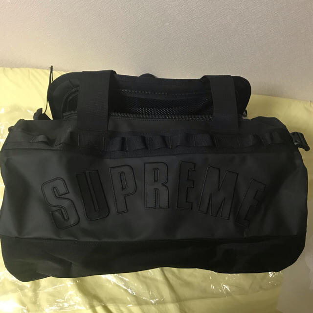 メンズSupreme TNF  Base Camp Duffle Bag 45L