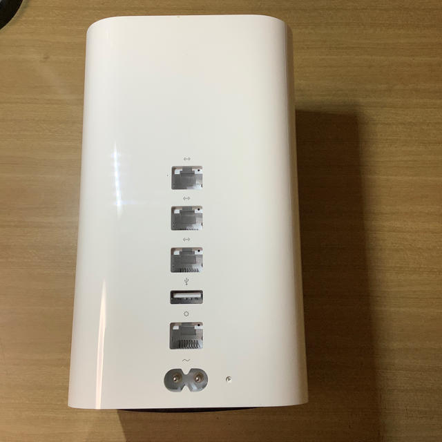 Apple(アップル)のAirMac Extreme スマホ/家電/カメラのスマホ/家電/カメラ その他(その他)の商品写真