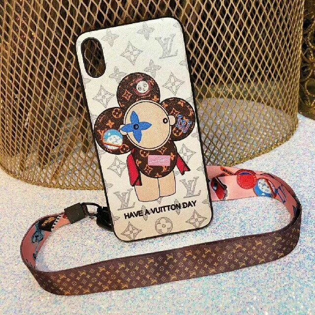 iphone ケース 手帳 | LOUIS VUITTON - LOUIS VUITTON
 携帯ケース  iphoneアイフォンケースの通販 by 知実's shop｜ルイヴィトンならラクマ