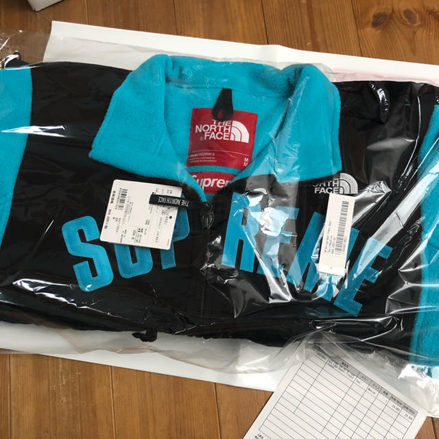 Supreme(シュプリーム)のMサイズTeal Supreme Denali Fleece Jacket メンズのトップス(スウェット)の商品写真