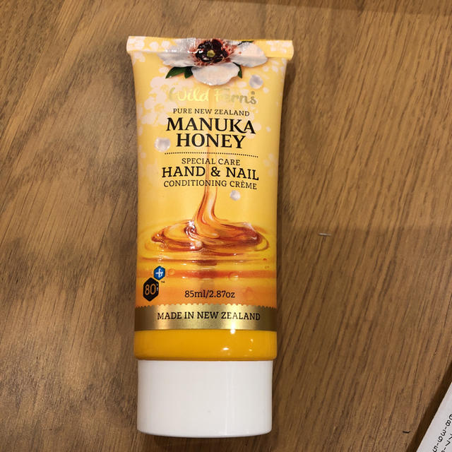 L'OCCITANE(ロクシタン)のMANUKA HONEY 新品 コスメ/美容のボディケア(ハンドクリーム)の商品写真