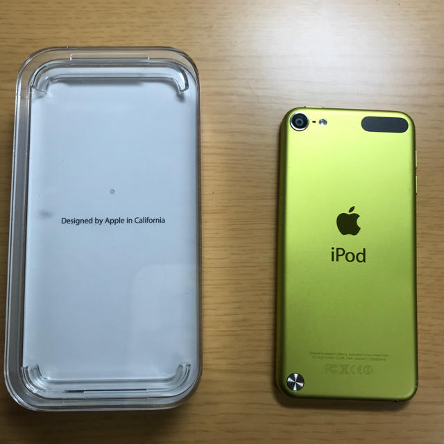 iPod touch(アイポッドタッチ)のiPodtouch 32GB 値下げしました スマホ/家電/カメラのオーディオ機器(ポータブルプレーヤー)の商品写真