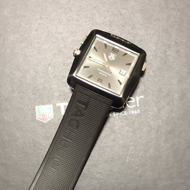 最新デザインの TAG Heuer プロフェッショナルスポーツ タグホイヤー