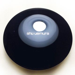 シュウウエムラ(shu uemura)のザ・ライトバルブ オレオパクト ファンデーション(ファンデーション)