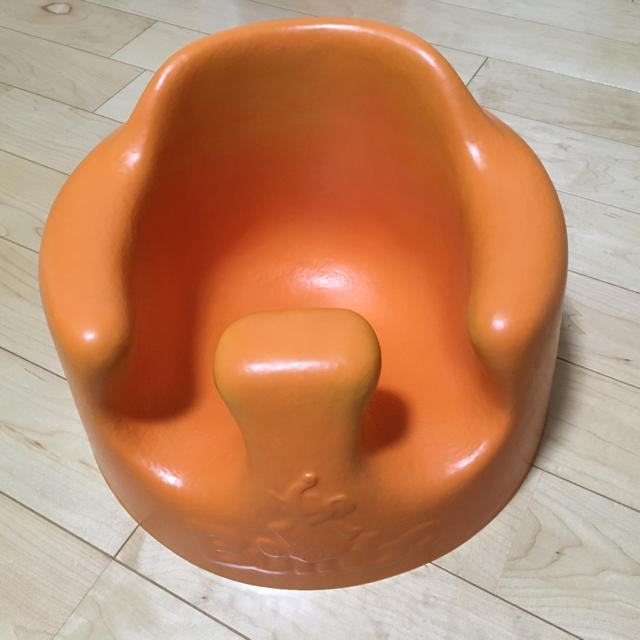 Bumbo(バンボ)のバンボ キッズ/ベビー/マタニティのキッズ/ベビー/マタニティ その他(その他)の商品写真