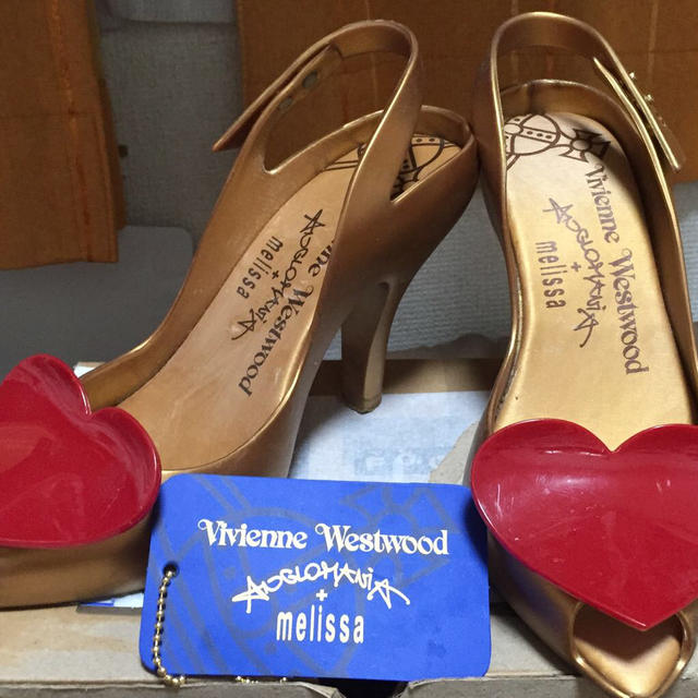 Vivienne Westwood(ヴィヴィアンウエストウッド)の激安！！ヴィヴィアン♡ハートパンプス♡ レディースの靴/シューズ(ハイヒール/パンプス)の商品写真