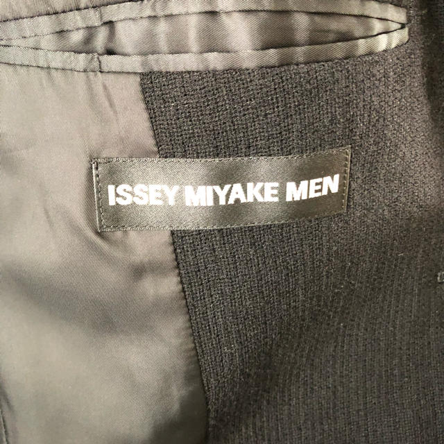 ISSEY MIYAKE(イッセイミヤケ)のISSEY MIYAKE イッセイミヤケ セットアップ 成田凌着用 メンズのスーツ(セットアップ)の商品写真