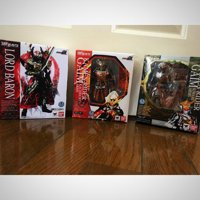 shフィギュアーツ   仮面ライダー鎧武 3セット