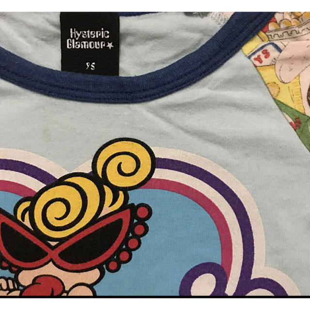 HYSTERIC MINI(ヒステリックミニ)の 正規品★ヒスミニ 総柄  Tシャツ トップス キッズ/ベビー/マタニティのキッズ服女の子用(90cm~)(Tシャツ/カットソー)の商品写真