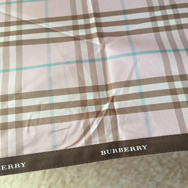 BURBERRY(バーバリー)のRinrin様専用 バーバリー 折り畳み傘 レディースのファッション小物(傘)の商品写真