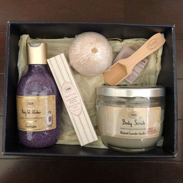 SABON(サボン)の新品未使用！SABON ラベンダー ギフトセット コスメ/美容のボディケア(バスグッズ)の商品写真