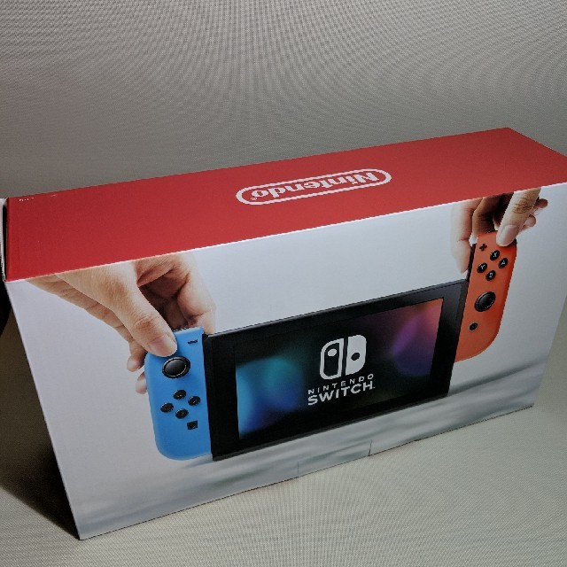 任天堂　SWITCH　本体 エンタメ/ホビーのゲームソフト/ゲーム機本体(家庭用ゲーム機本体)の商品写真