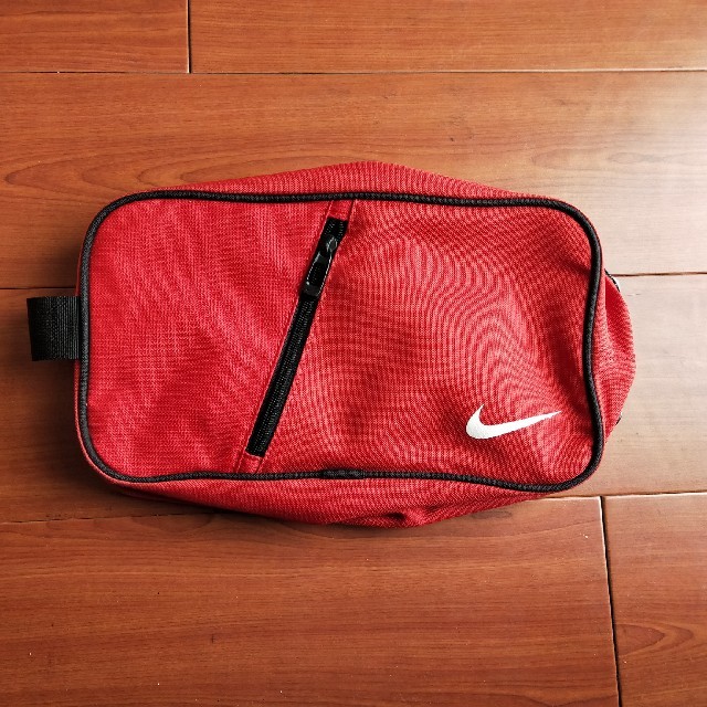 NIKE(ナイキ)のナイキの靴入れ スパイク入れ キッズ/ベビー/マタニティのこども用バッグ(シューズバッグ)の商品写真