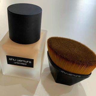 シュウウエムラ(shu uemura)の【中古品】シュウウエムラ ファンデーション+ブラシセット(ファンデーション)