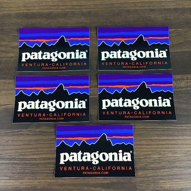 patagonia(パタゴニア)のパタゴニア　ロゴステッカー　P６ロゴ 自動車/バイクのバイク(ステッカー)の商品写真