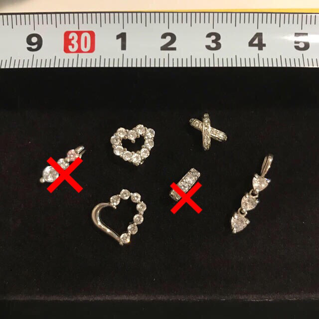 ペンダントトップ ３ハート レディースのアクセサリー(ネックレス)の商品写真