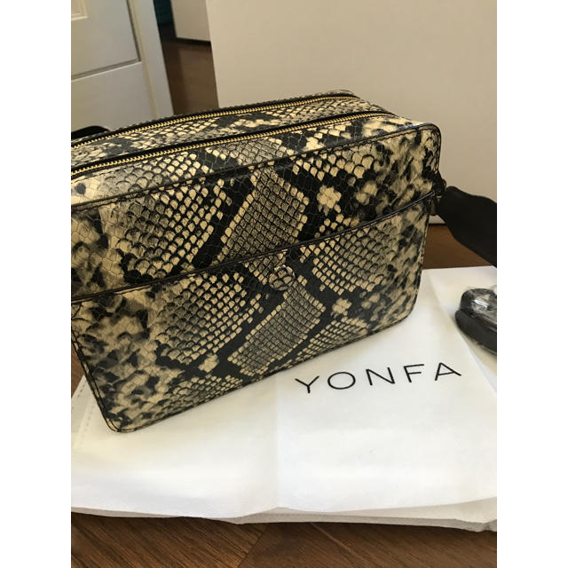 yonfa パイソン柄バッグ