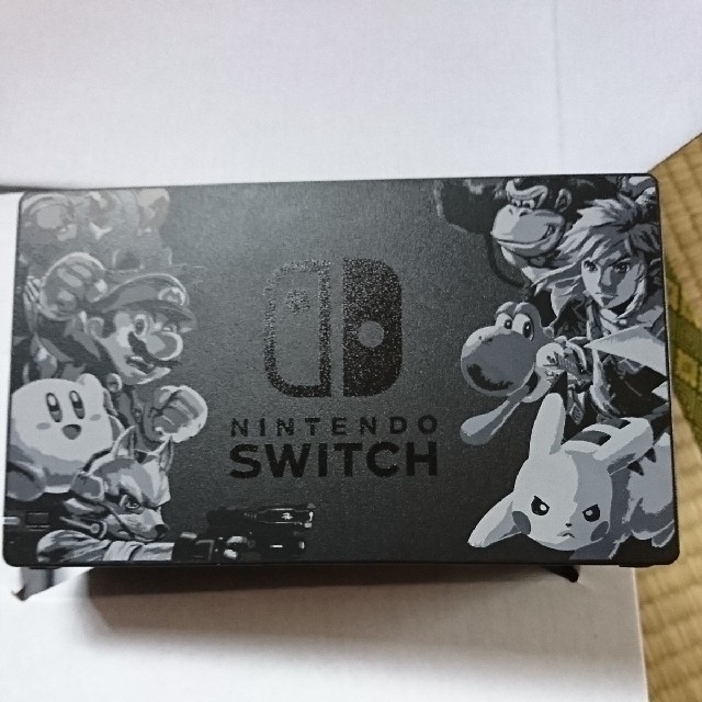 Nintendo Switch(ニンテンドースイッチ)の【今週値下げ】ニンテンドーSwitch 大乱闘スマッシュブラザーズ 限定 エンタメ/ホビーのゲームソフト/ゲーム機本体(家庭用ゲーム機本体)の商品写真