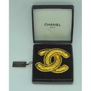 シャネル(CHANEL)の★★新品・未使用★★ ヴィンテージCHANEL/シャネル・ブローチ 箱付(ブローチ/コサージュ)