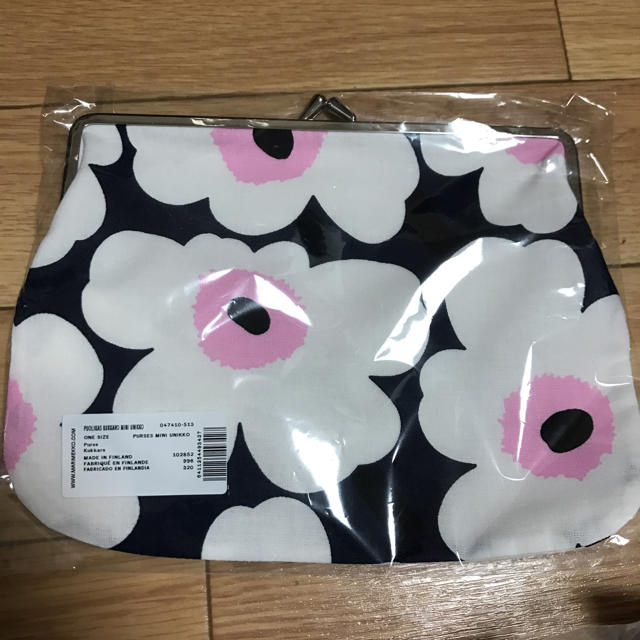 marimekko(マリメッコ)のマリメッコ フィンエアー  レディースのファッション小物(ポーチ)の商品写真