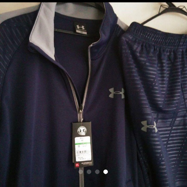 【セット】 UNDER ARMOUR - 新品!アンダーアーマー ジャージ Lの通販 by ☆SARA☆'s shop|アンダーアーマーならラクマ ボトムス