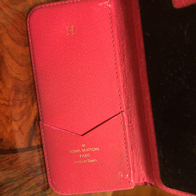 LOUIS VUITTON(ルイヴィトン)のLOUIS VUITTON iPhoneケース 6s ピンク スマホ/家電/カメラのスマホアクセサリー(iPhoneケース)の商品写真