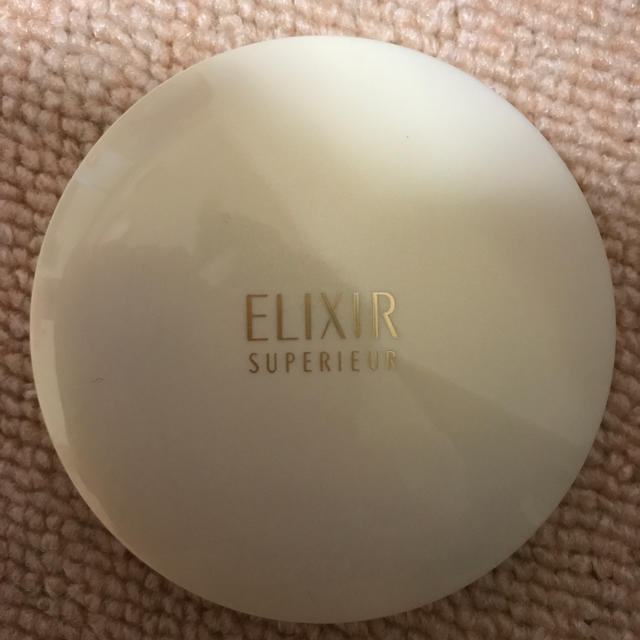 ELIXIR(エリクシール)の(^^)様 専用 エリクシール    シュペリエル プレストパウダー コスメ/美容のベースメイク/化粧品(フェイスパウダー)の商品写真